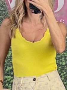 Knitted Waves Top/Yellow