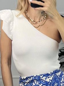 Knitted Ruffles Top One Shoulder/White