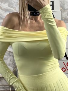 Open Shoulders Elastic Bodysuit/Yellow