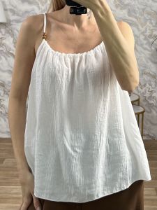 WoodenBeads Viscose Top/White