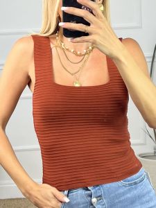 Knitted Ribbed Top/Ecai