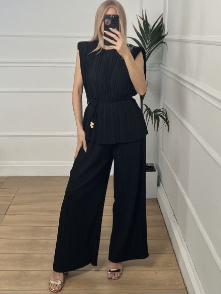 Pleated Pads Set-Plus Size/Black