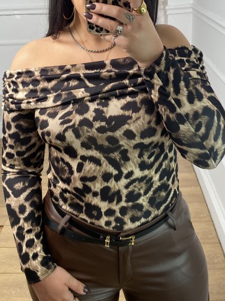 OpenShoulders Leopard Top
