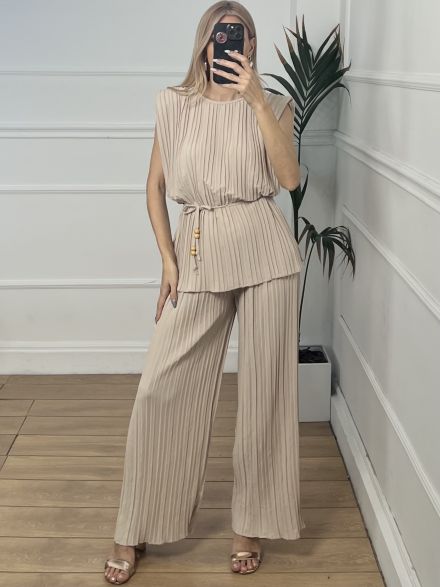 Pleated Pads Set-Plus Size/Ecru