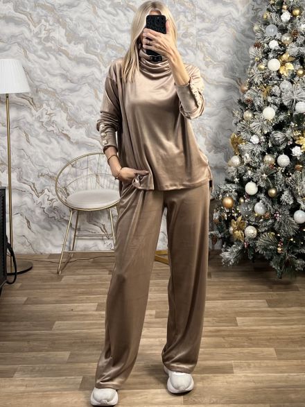 Pearls Velvet Set/Beige