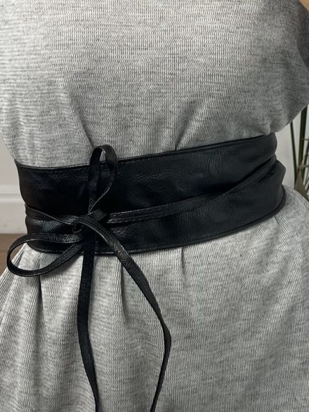 Leather Wrapover Belt/Black