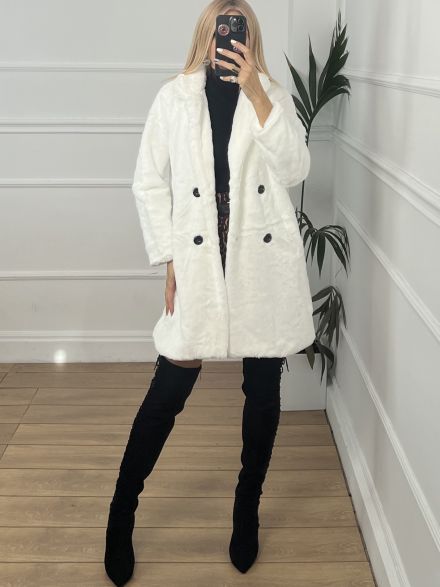 Double Buttons Fur Coat/White