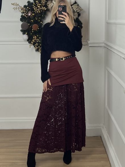 Maxi Lace Skirt/Burgundy
